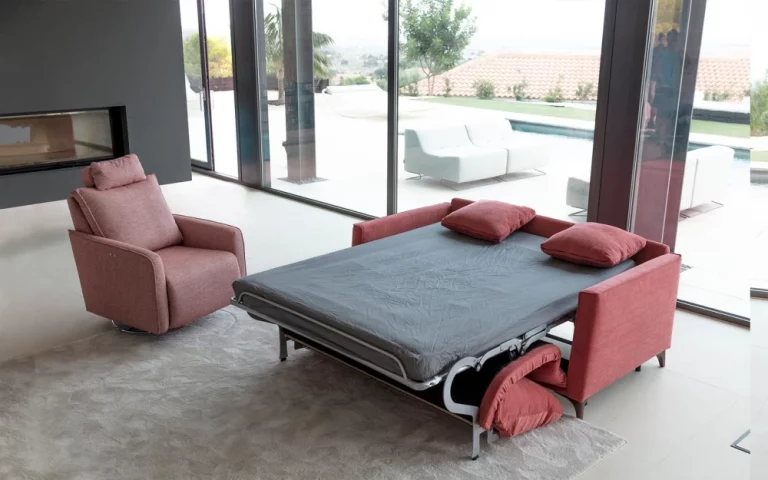 Sofa cama abierto en estepona